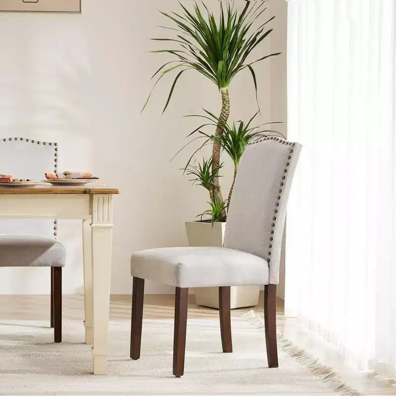 Lot de 2 chaises de salle à manger à dossier haut rembourrées en PU avec garniture cloutée, chaises de salle à manger d'appoint sans accoudoirs pour salle à manger, cuisine