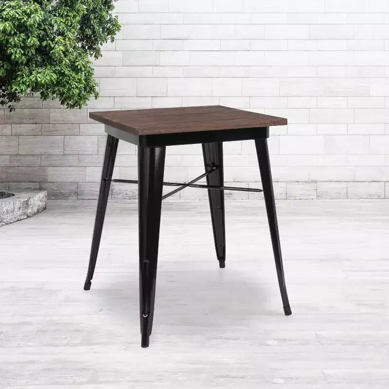Table d'intérieur carrée en métal de 23,5 po avec plateau en bois rustique